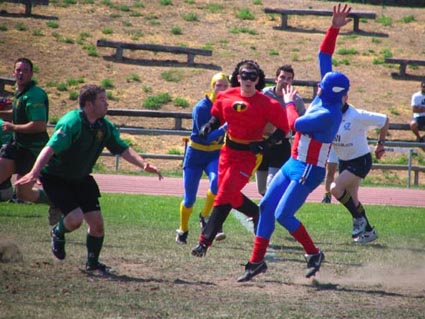 Los superhéroes también juegan al rugby Superheroes1